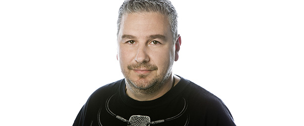 Η νέα εκπομπή του Θανάση Γκαραβέλα