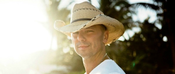 "Spread the Love" | Δείτε το νέο video clip του Kenny Chesney