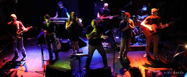 House Band & Γιώργος Τεντζεράκης για έκτακτες γιορτινές εμφανίσεις στο Club του Σταυρού του Νότου 24,25,31/12, & 5/1