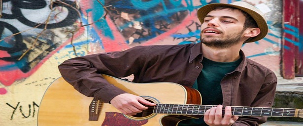 ''Για πόσο καιρό''|Ακούστε το νέο τραγούδι του Κωνσταντίνου Ζαρίφη