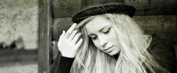 “Selfies”| Δείτε το νέο video clip της Nina Nesbitt