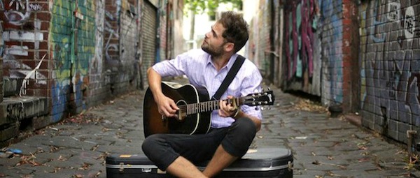 "All The Little Lights"| Δείτε το νέο video clip του Passenger