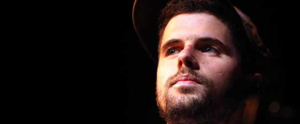 "Cucurucu"| Δείτε το νέο video clip του Nick Mulvey