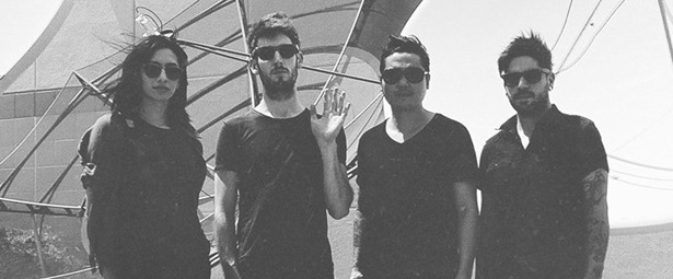 “Golden”| Ακούστε το νέο τραγούδι των Parade of Lights