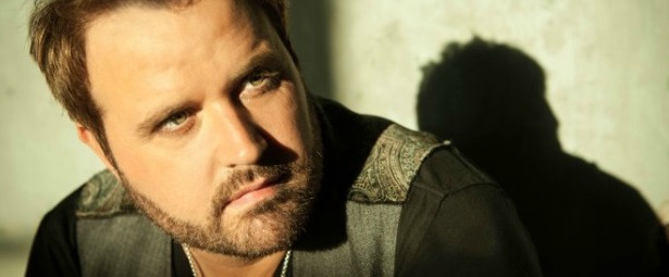 “Goodnight Kiss”| Δείτε το νέο video clip του Randy Houser