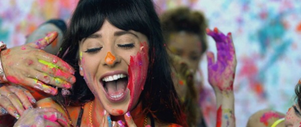 "Let Go for Tonight"| Δείτε το νέο video clip της Foxes