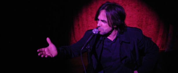 Ο Βασίλης Λέκκας για μία μοναδική εμφάνιση στο Ρυθμό Stage 26/1