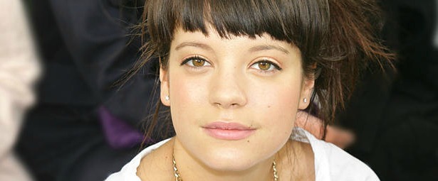 “Air Balloon”| Ακούστε το ολοκαίνουριο τραγούδι της Lily Allen