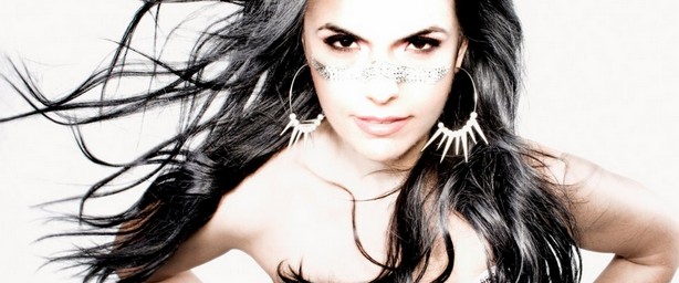 "Mad"| Απολαύστε τη Vassy στο ολοκαίνουριο τραγούδι & video clip της!