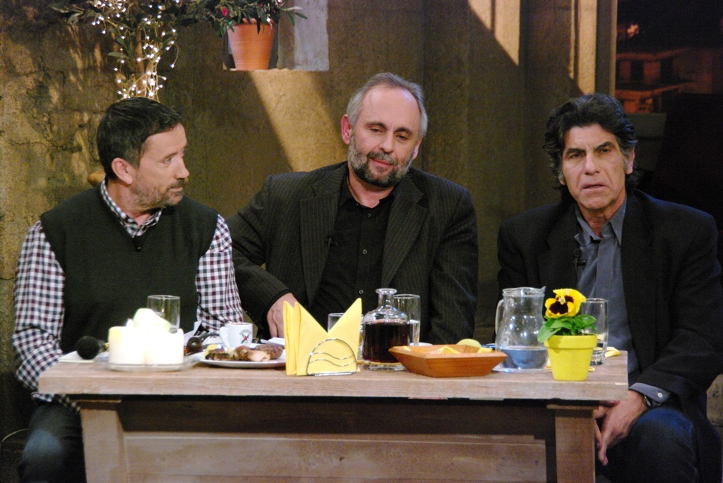 Στην υγειά μας ρε παιδιά (11.01.2014) (1)