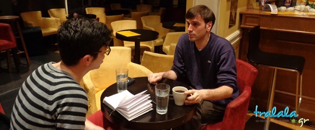 Πάμε Θέατρο: Συνέντευξη | Μάνος Καρατζογιάννης: «Τα ερωτηματικά έχουν κάτι το ερωτικό» 