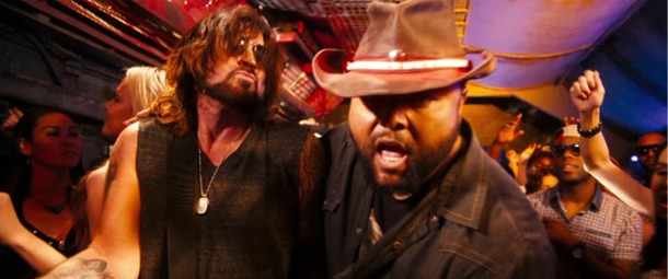 “Achy Breaky 2”| Δείτε το νέο video clip των Buck 22 και Billy Ray Cyrus