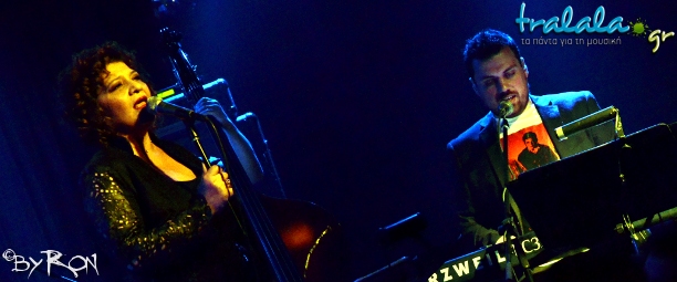 Γιώτα Νέγκα και Θεμης Καραμουρατίδης "Καινούργιο φιλί" ξανά στο Σταυρό! | ρεπορτάζ+video