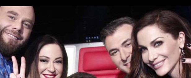 The voice: “Καίνε” οι μάχες και το φόρεμα της Βανδή!