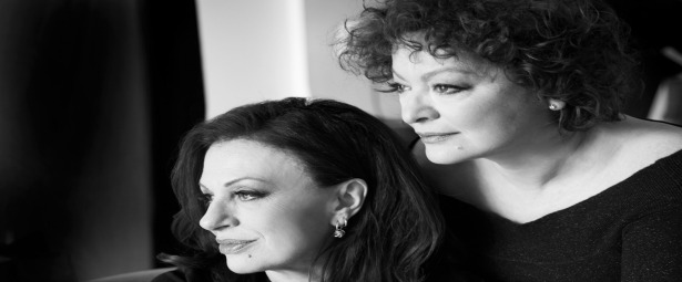 Η Χαρούλα Αλεξίου κι η Τάνια Τσανακλίδου μιλούν στην Πόπη Τσαπανίδου για τις παραστάσεις που κάνουν φέτος παρέα!