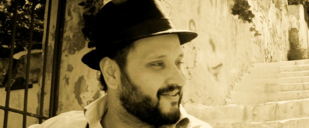 Ο Νικόλας Αδέσποτος για μια εμφάνιση στον Μπούφο 6/4