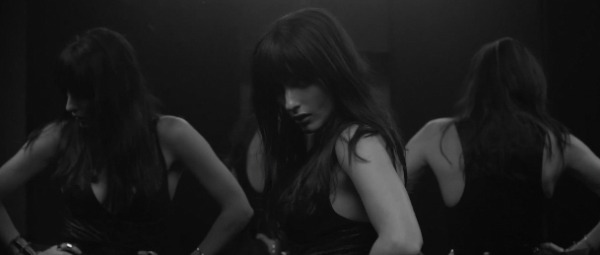 “Brain”| Δείτε το νέο video clip της BANKS