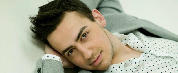 “Βουτιά στο κενό”| Δείτε το νέο video clip του Μαυρίκιου Μαυρικίου 