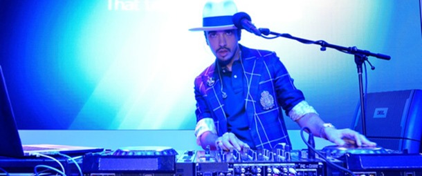 “Make The World Go Round”| Ακούστε τη νέα συνεργασία DJ Cassidy και R. Kelly