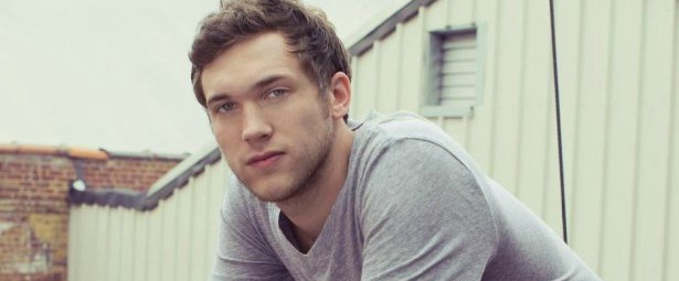 “Raging Fire”| Ακούστε το νέο τραγούδι του Phillip Phillips