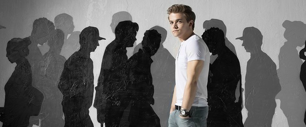 “Invisible”| Δείτε το νέο video clip του Hunter Hayes