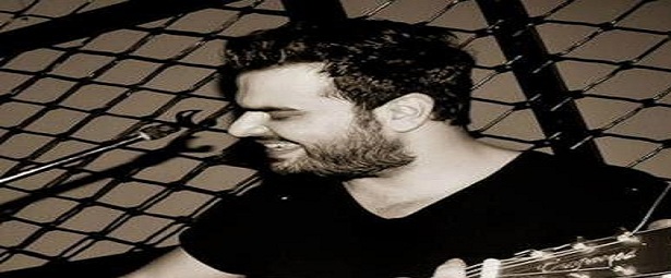 ''Ρόδα''|Ακούστε το νέο τραγούδι του Ηλία Καμπακάκη