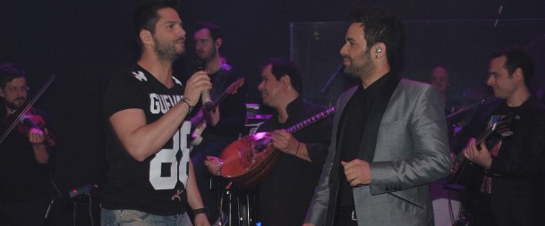 Δείτε τον Γιώργο Γιαννιά να υποδέχεται τον Γιώργο Τσαλίκη & τον Κωνσταντίνο Αργυρό στην πίστα του Romeo!