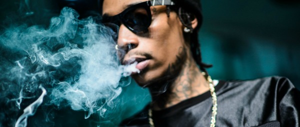 "Smokin Drink" | Δείτε το νέο video clip των Wiz Khalifa και Problem