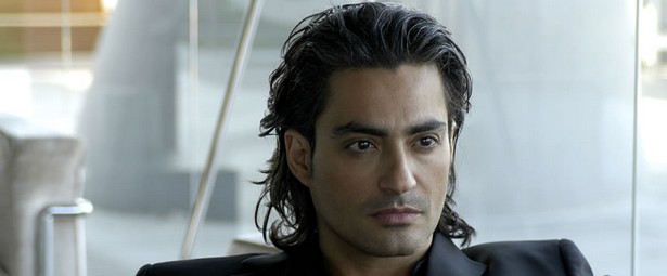 "Το καλοκαίρι"| Ακούστε το ολοκαίνουριο τραγούδι του Διονύση Σχοινά!