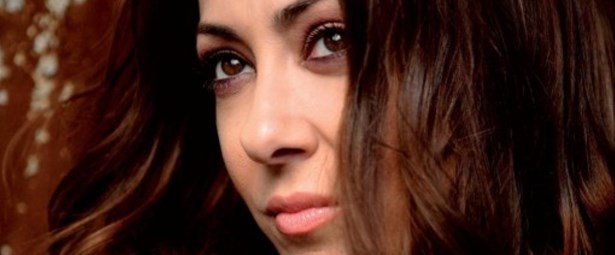 «Δεν θέλω ήχο» | Ακούστε το νέο τραγούδι της Μελίνας Ασλανίδου