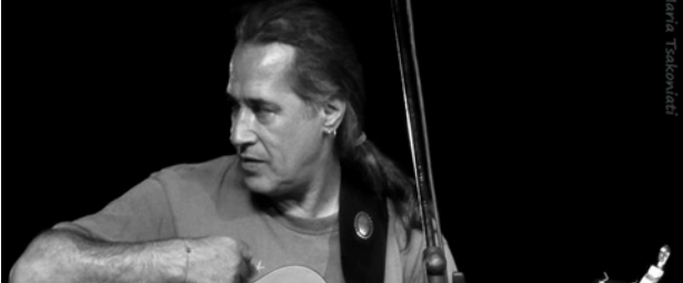 Παντελής Θαλασσινός: “ Τα λαϊκά μέσα ενημέρωσης προωθούν ό,τι χειρότερο στη μουσική, στον κινηματογράφο, στα βιβλία, κλπ.” 