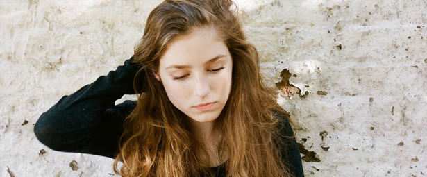 “Tee Shirt”| Ακούστε το νέο τραγούδι της Birdy