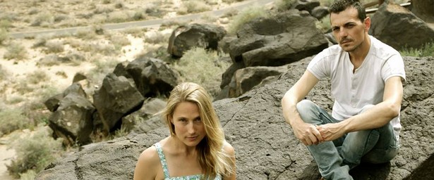 "Magic Snowglobe" | Απολαύστε το μαγευτικό τραγούδι & video clip των Flitcraft