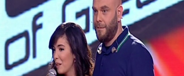"The Voice"| Δείτε την Indila και τον Μιχάλη των Stavento να διασκευάζουν το "Dernière Danse"!