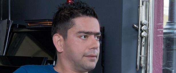 "Της αγάπης οι σκιές"| Η πρώτη δισκογραφική δουλειά του Λευτέρη Λαγγούση!