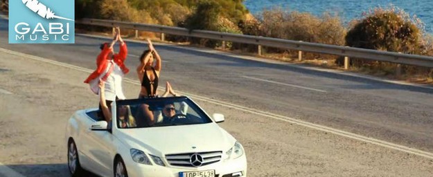 Tus & Δημήτρης Γιώτης | Ρεκόρ προβολών στο Youtube για το "Καμπριολέ"