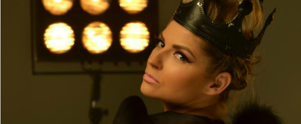 "Κράτα με"| Ακούστε το γνωστό τραγούδι της Πάολα σε διασκευή από την Vanja Mijatovic