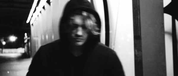 "Stranger" | Δείτε το νέο video clip των Chris Malinchak και Mikky Ekko