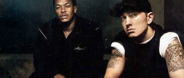 Ο Eminem ανεβάζει στη σκηνή του Wembley τον Dr. Dre