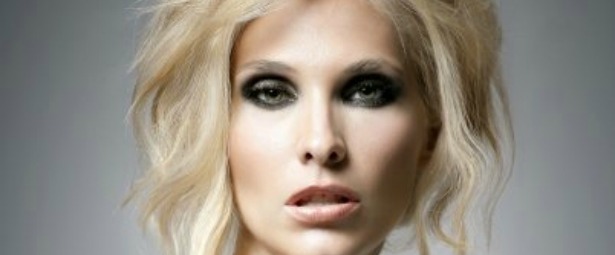 "Τέρμα τα ψέμματα"| Η Αγγελική Δάρρα μας παρουσιάζει το νέο της τραγούδι