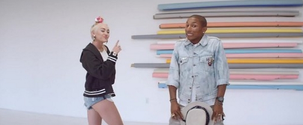 "Come Get It Bae" | Δείτε το video clip του Pharrell Williams και της Miley Cyrus