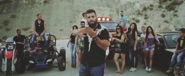 Το "Τραγίλα" τώρα και σε video clip| Δείτε το!