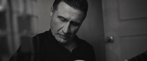 "August Breeze"| Ο Μιχάλης Νικολούδης‏ μας παρουσιάζει το νέο του τραγούδι και video clip 