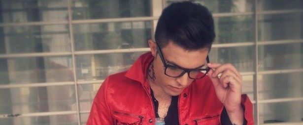 Δείτε το ολοκαίνουριο video clip του TUS για το τραγούδι "Πρώτος στο σχολείο"!