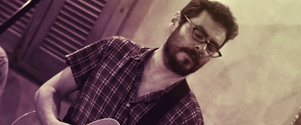 "Κόκκοι καφέ "| Ο Λεωνίδας Μαριδάκης μας παρουσιάζει το νέο του τραγούδι και video clip 