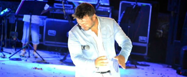 Ποιο θα είναι το επόμενο single του Γιάννη Πλούταρχου;