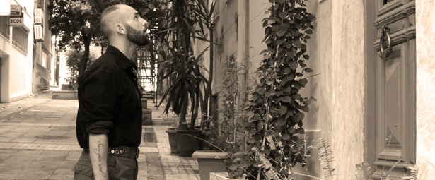 Δείτε το νέο video clip του Remi για το τραγούδι "I wanna take you out"!