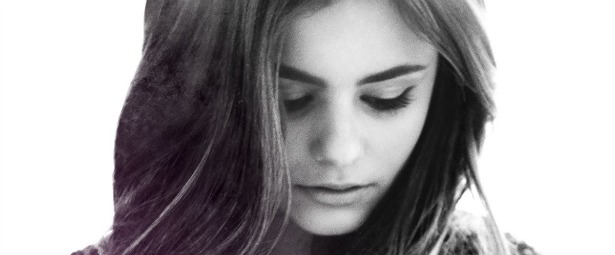 "Broken Ones" | Δείτε το νέο video clip της Jacquie Lee