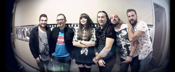 Οι ανανεωμένοι Emigre τραγούδησαν... "Στα καλά καθούμενα"!