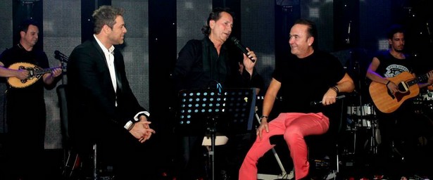 Σταμάτης Γονίδης, Χρήστος Χολίδης και Μάκης Χριστοδουλόπουλος σε μια και μοναδική συνάντηση επί σκηνής!